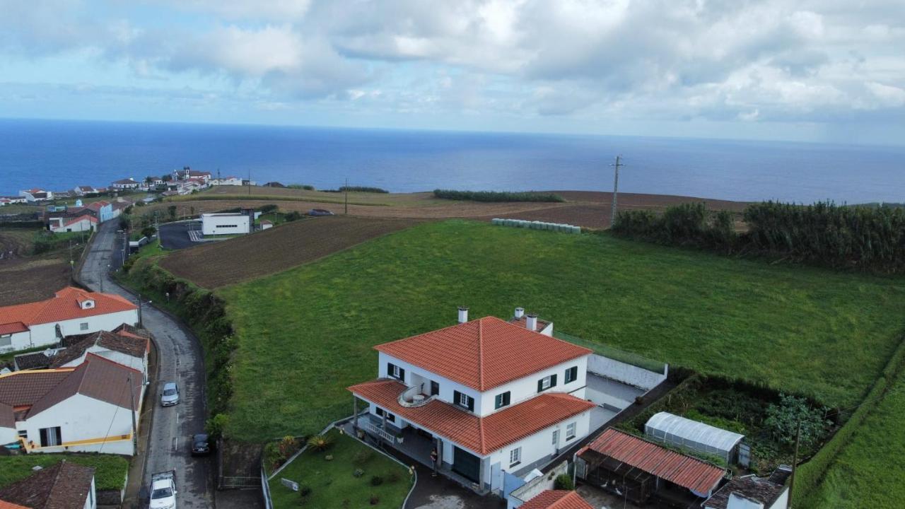 Perola Achadense Guesthouse Achada Exterior photo